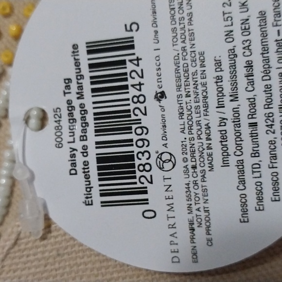 Izzy and Oliver tote,with matching pouch passport book and 2 luggage tags - Picture 11 of 12